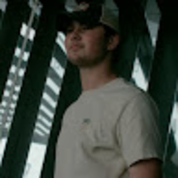 Meet your Posher, Kevin - Picture 1 of 1